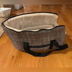 Pet carrier shoulder bag soft